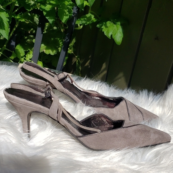 Banana republic suede slingback heels 6.5 - Picture 1 of 10